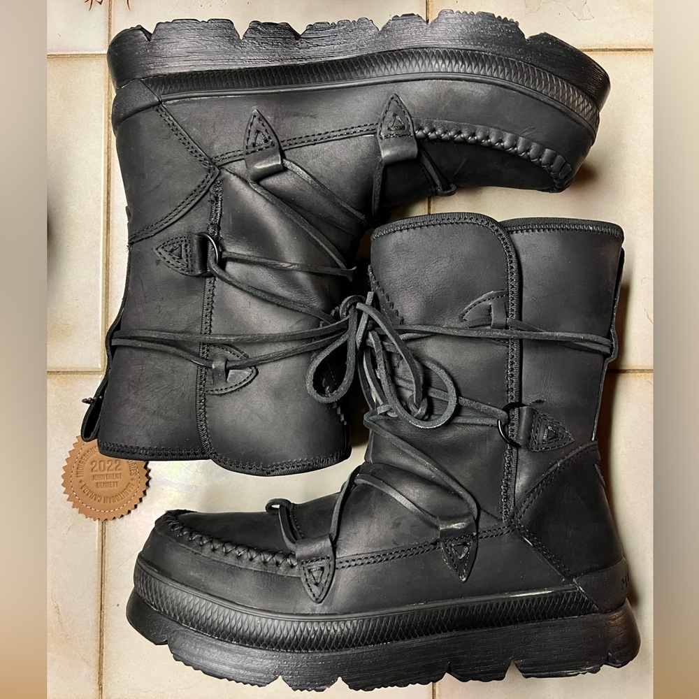 Manitobah Pacific Half Winter Boot NWT - Picture 5 of 8